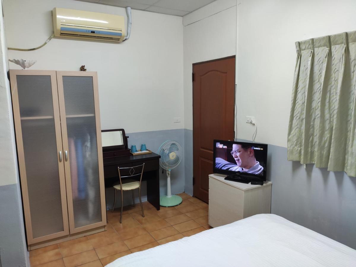 Papa Bear'S Guesthouse Taichung Kamer foto