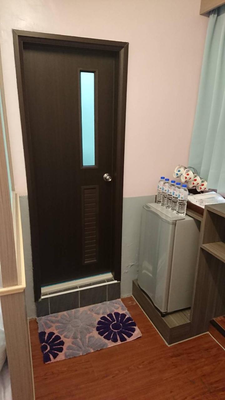 Papa Bear'S Guesthouse Taichung Buitenkant foto